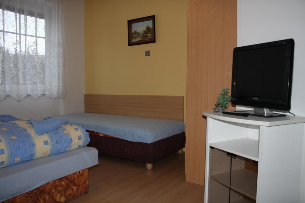 Penzion U Antonickova Pramene Mariánské Lázně Exterior foto