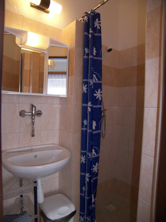 Penzion U Antonickova Pramene Mariánské Lázně Exterior foto